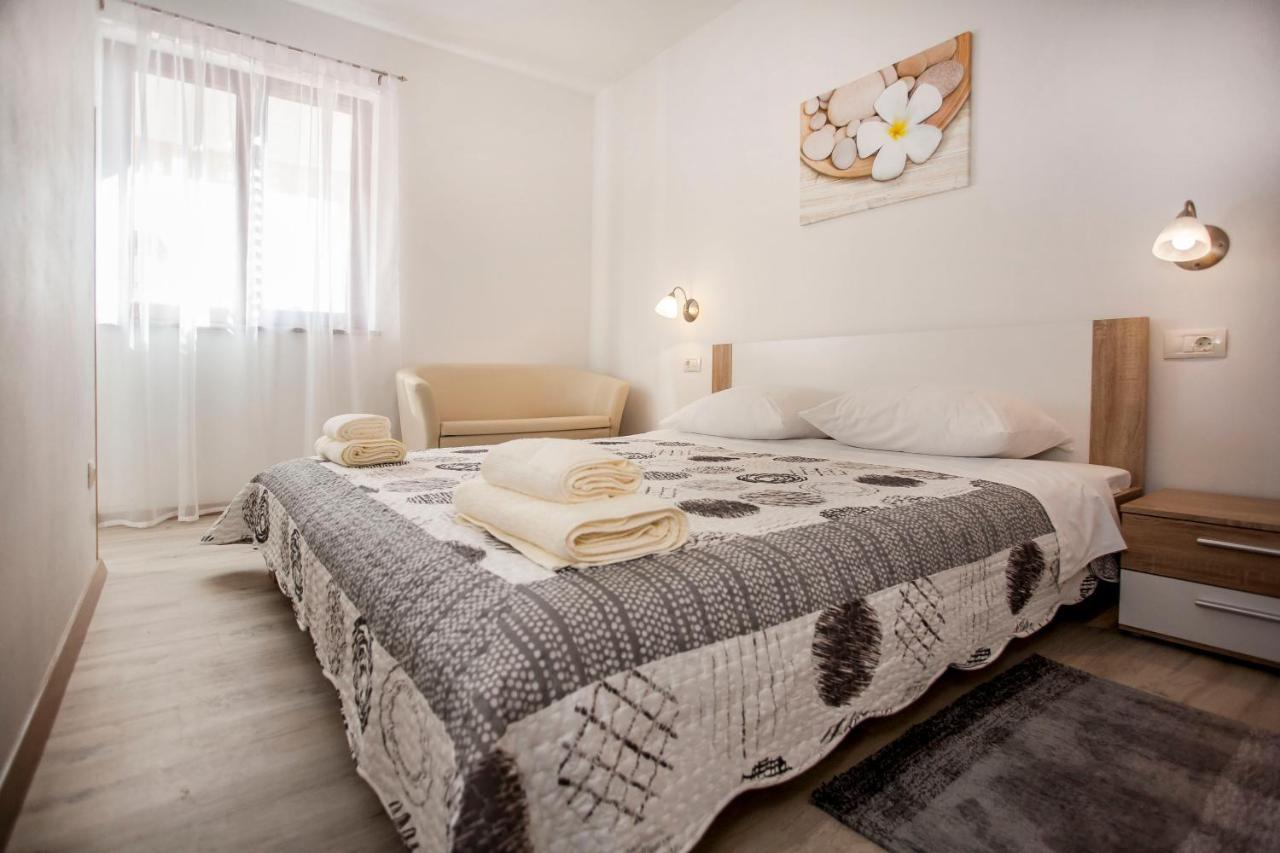 Apartmani Dragica Ровінь Екстер'єр фото