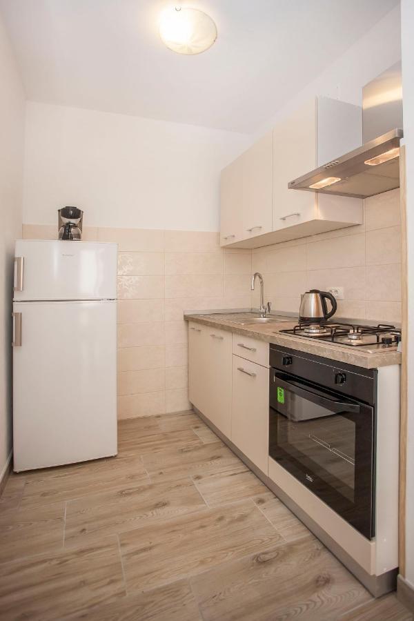 Apartmani Dragica Ровінь Екстер'єр фото