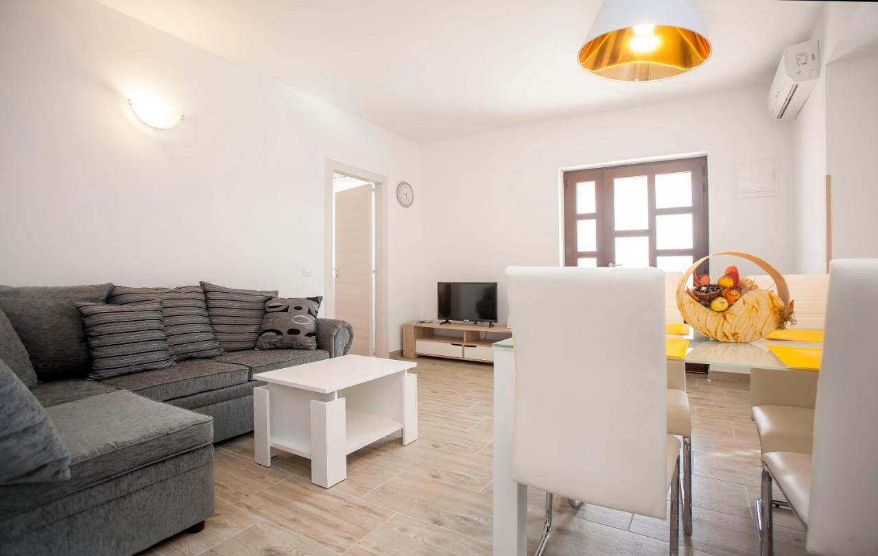 Apartmani Dragica Ровінь Екстер'єр фото