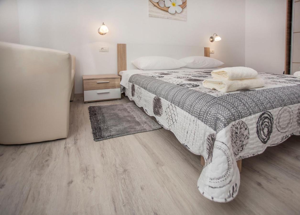Apartmani Dragica Ровінь Екстер'єр фото