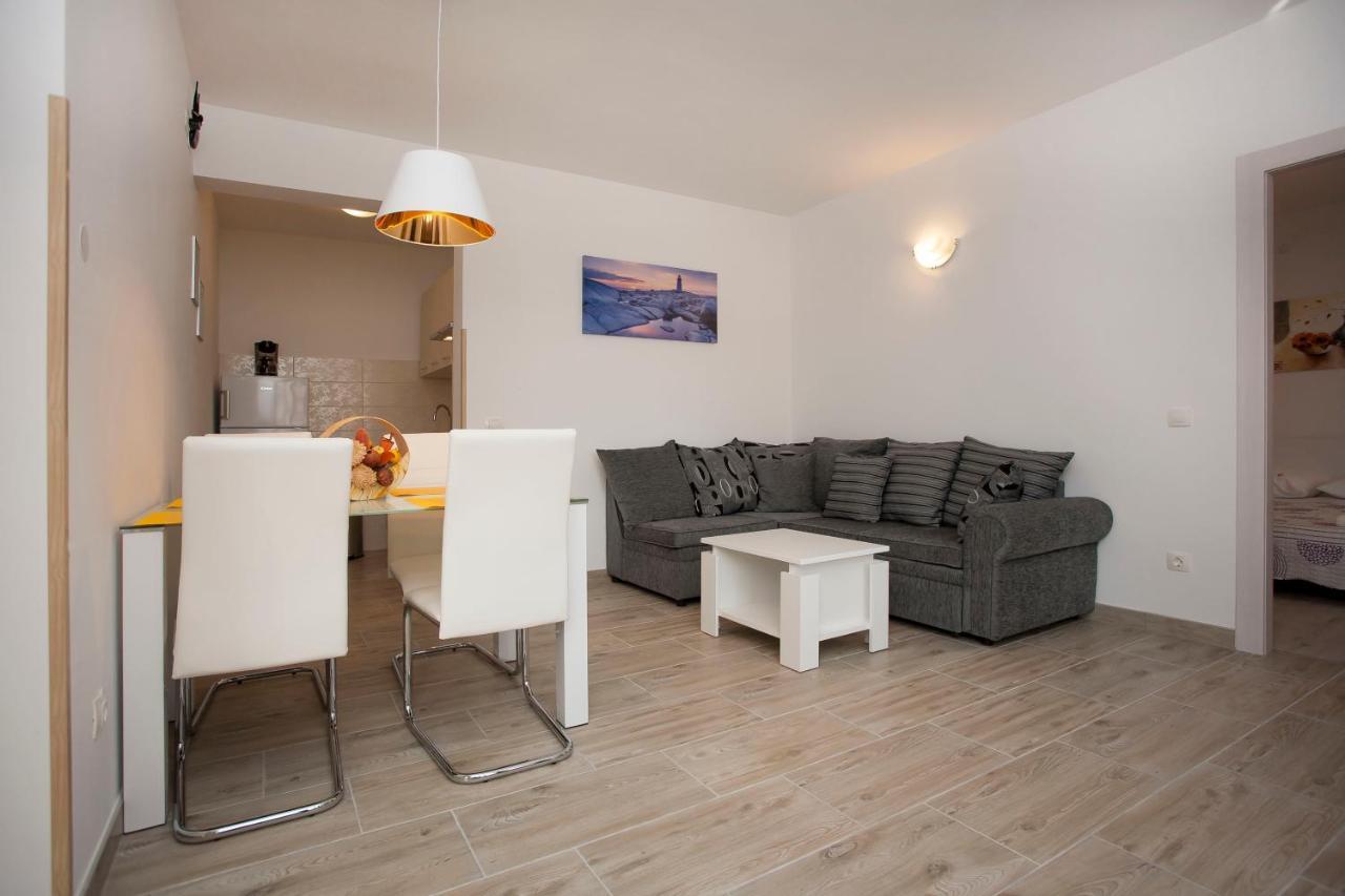 Apartmani Dragica Ровінь Екстер'єр фото