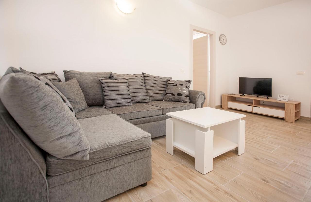 Apartmani Dragica Ровінь Екстер'єр фото