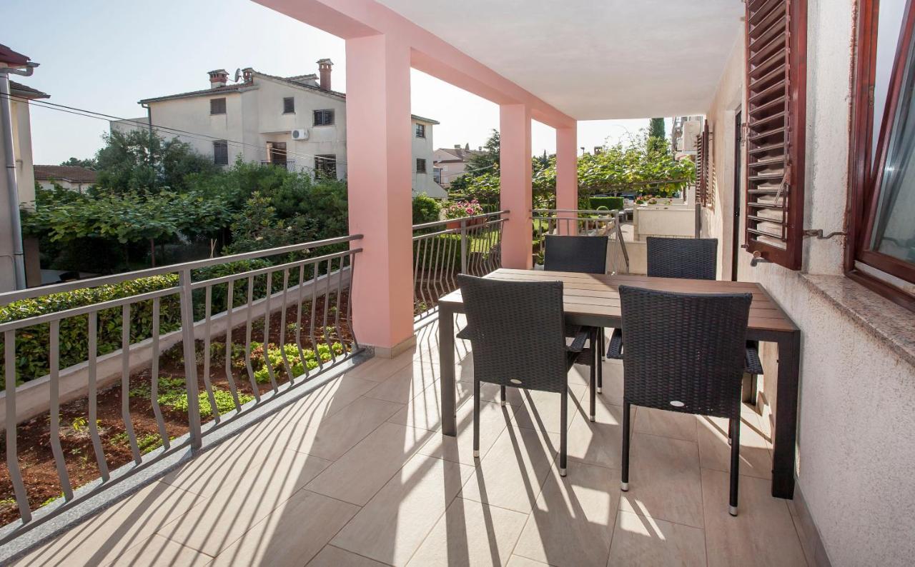 Apartmani Dragica Ровінь Екстер'єр фото
