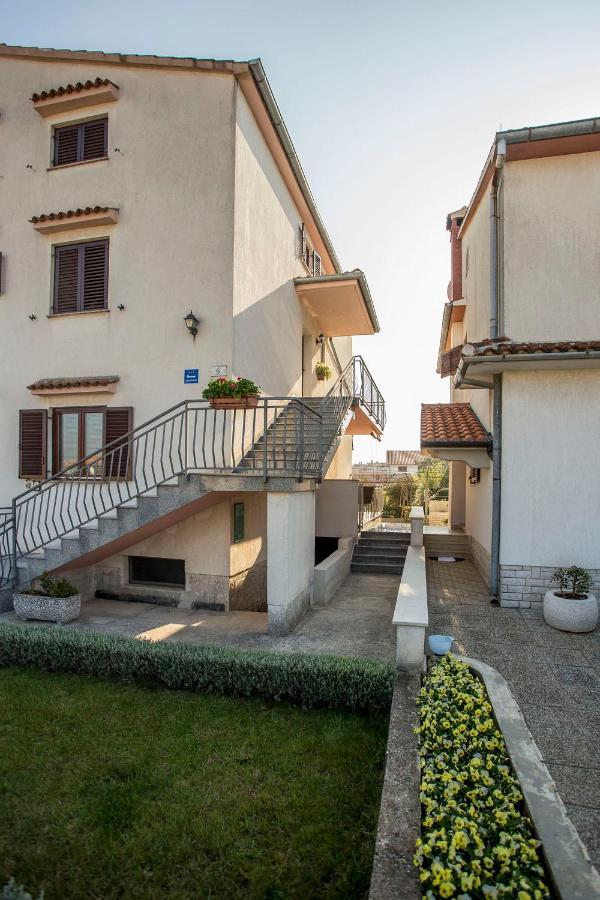 Apartmani Dragica Ровінь Екстер'єр фото