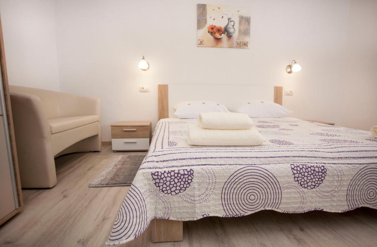 Apartmani Dragica Ровінь Екстер'єр фото